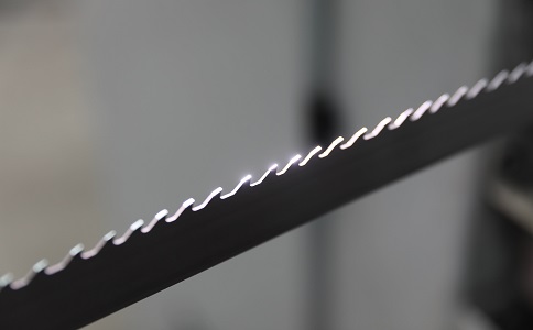 长宁双金属带锯条产生切削噪音的原因具体有哪些？